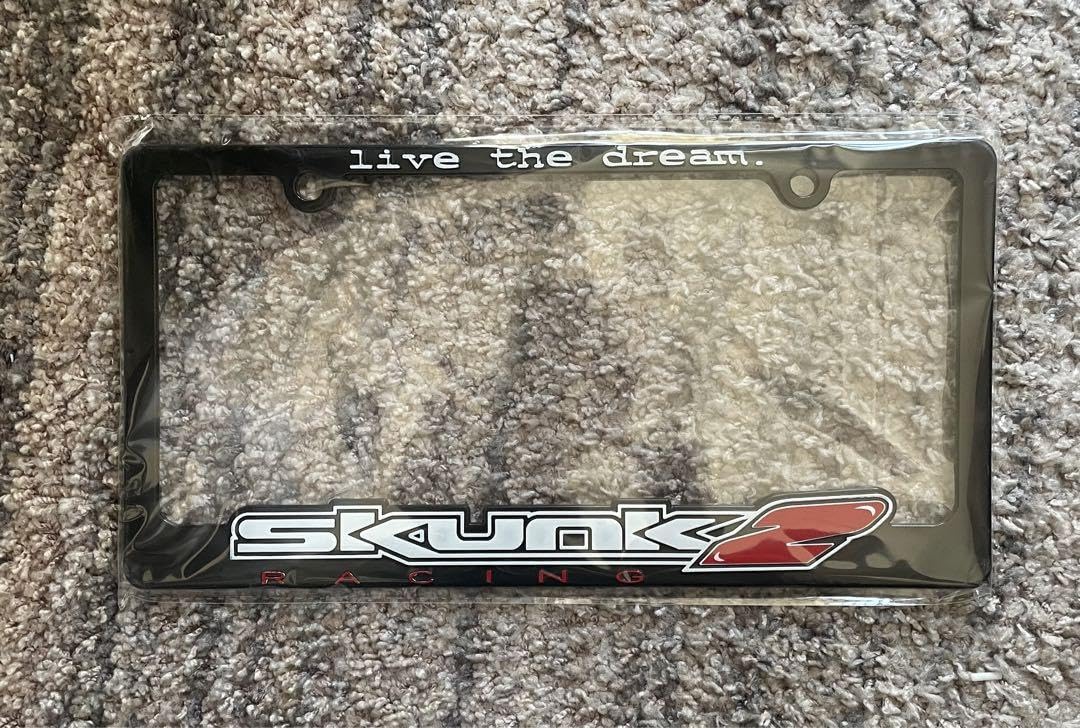 SKUNK2 カーボン調US ナンバーフレーム　ライセンスフレーム　usdm Amazon.co.jp: SKUNK2 US ナンバーフレーム ライセンスフレーム usdm